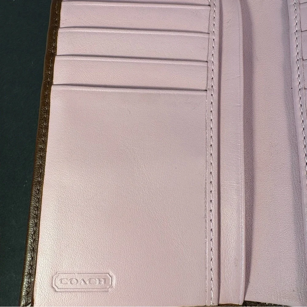 Coach authentic wallet